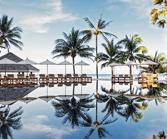 POOLSIDE DINING POOL REFLECTION